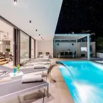 Luxury Complex * 苏提万