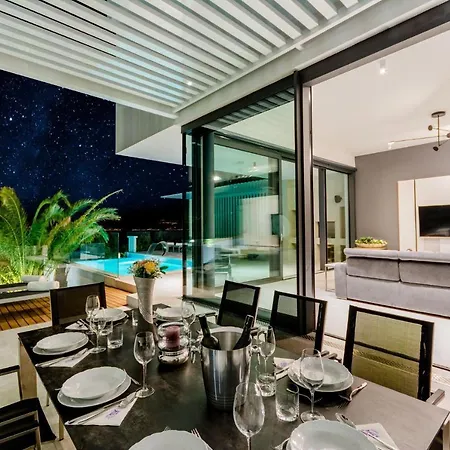 Luxury Complex *