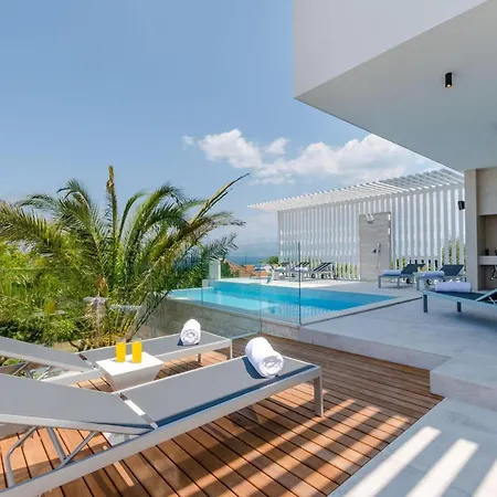 Luxury Complex فيلة