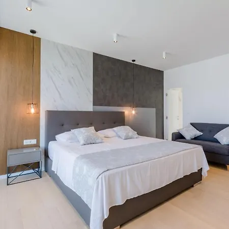 Luxury Complex *