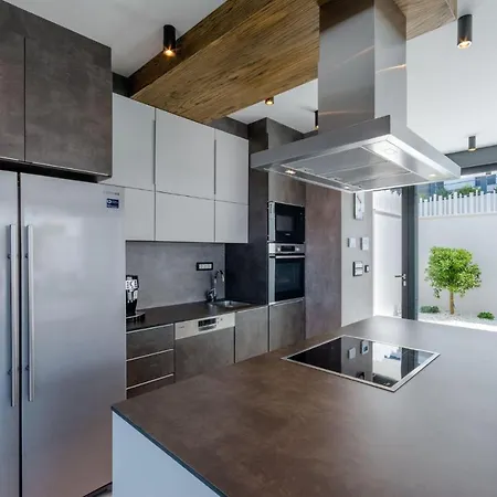 Luxury Complex Villa