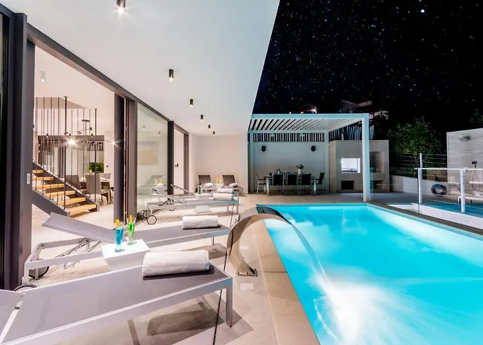 Luxury Complex * Sutivan