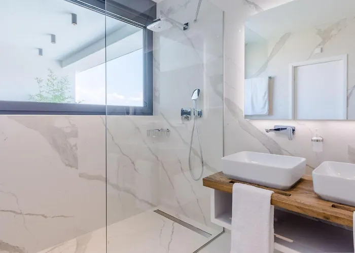 Luxury Complex Villa