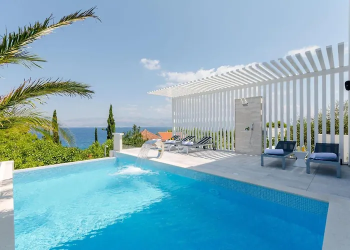 Luxury Complex Sutivan