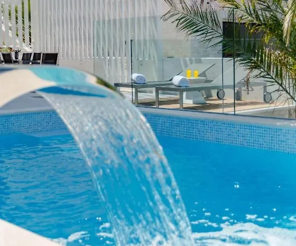 Luxury Complex Villa Sutivan