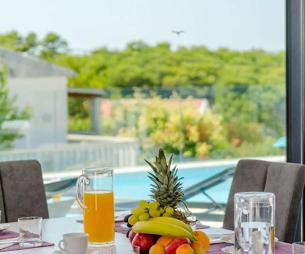 Luxury Complex Villa