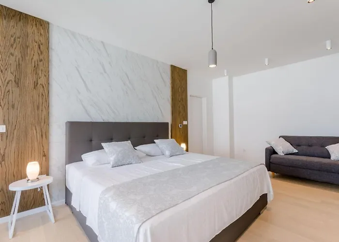 Luxury Complex Sutivan