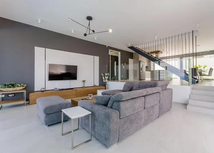 Villa Luxury Complex *