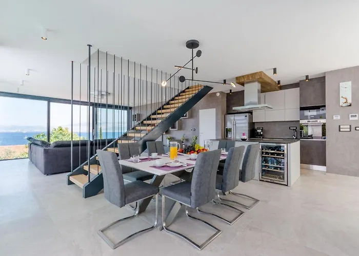 Villa Luxury Complex *