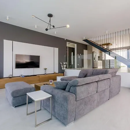 Vila Luxury Complex *